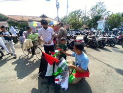 Dari Kota ke Kota, Penjual Atribut Palestina Bisa Cuan Hingga Rp800 Ribu Per Hari