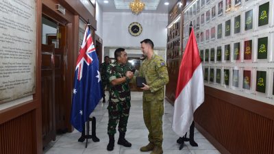 Pelepasan Mayor Michael Kitting di Akademi Militer: Suatu Tindak Lanjut Kerjasama Indonesia-Australia