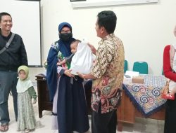 Tekan Penurunan Prevalensi Stunting, Keluarga Stunting Terima Paket Bahan Pangan