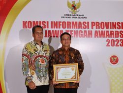 Kota Pekalongan Raih Penghargaan KIP 2023