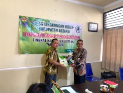 DLH Batang Berikan Penghargaan Adiyata Tahun 2023 ke 8 Lembaga Pendidikan di Batang