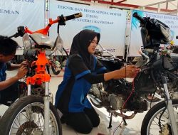 SMKN 1 Kandeman, Sekolah Vokasi Membuka Peluang Emas Gen Z di Era Industri