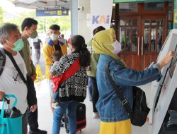 Langsung Serbu, Mulai Hari Ini Tiket KA H-3 Lebaran Sudah Bisa Dipesan