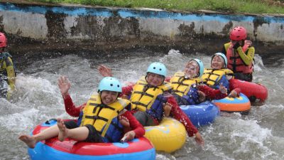 Serunya Susur Sungai Desa Wisata Pandansari Batang, Segini Harga Paket Wisatanya!